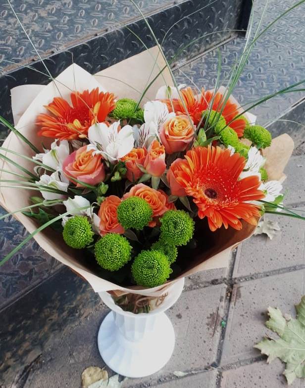 Букет цветов из: Герберы, Хризантемы, Альстромерии и Розы в Клишино