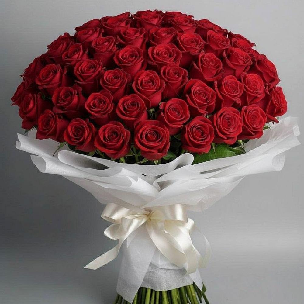 Букет 101 Красная роза Блэк Мэджик в Клишино