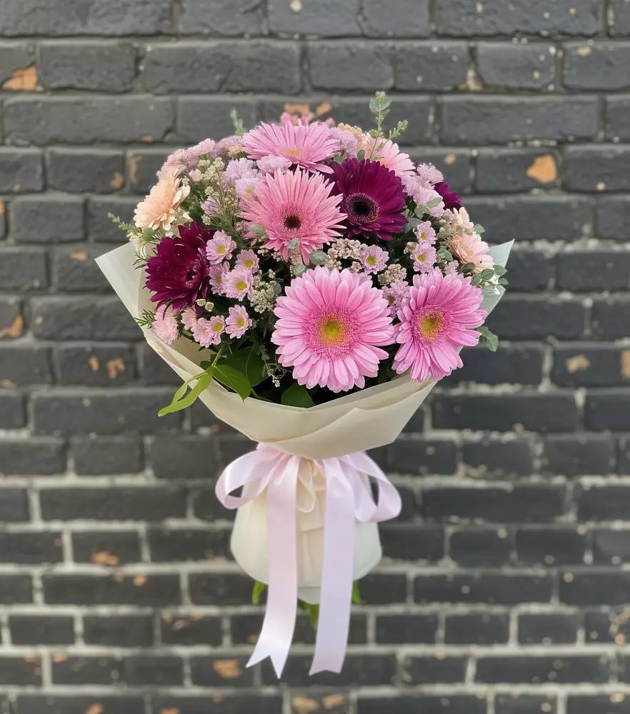 Букет цветов из: Герберы и Хризантемы в Клишино