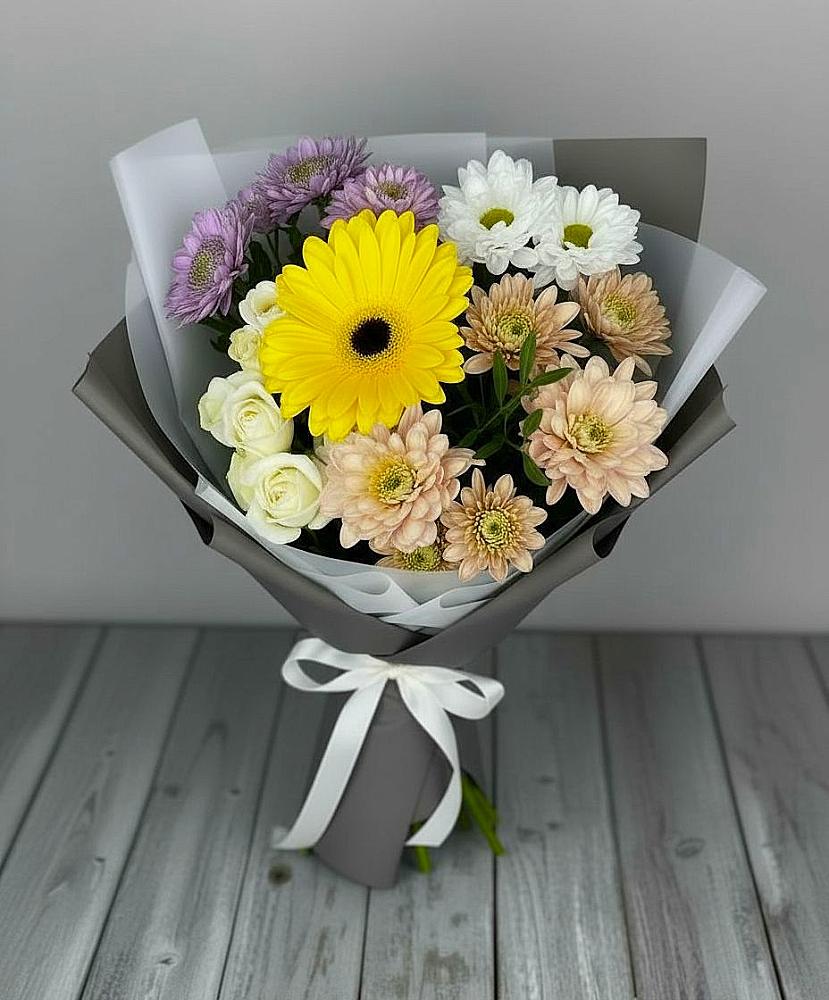 Букет цветов из: Розы, Герберы и Хризантемы в Клишино