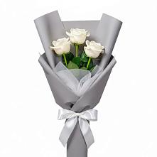 Букет 3 белые розы в Клишино