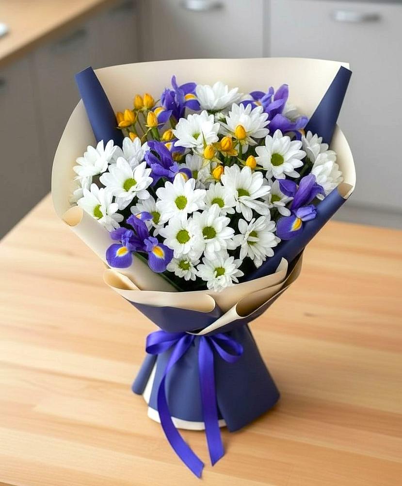 Букет цветов из: Розы, Ирисы и Хризантемы в Клишино