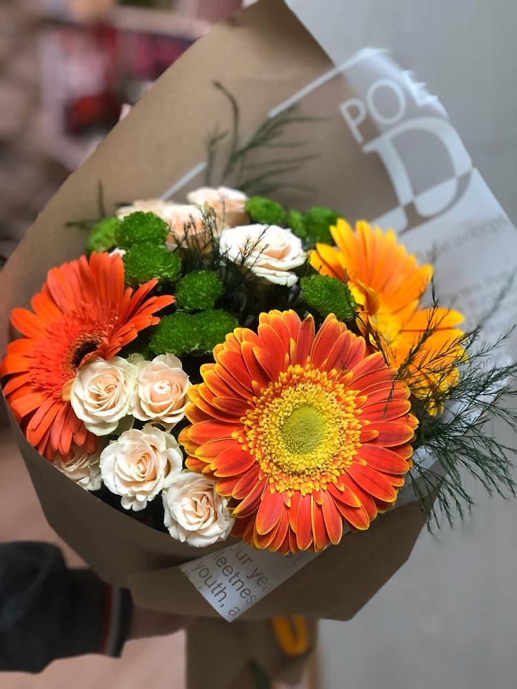 Букет цветов из: Герберы, Хризантемы и Розы в Клишино